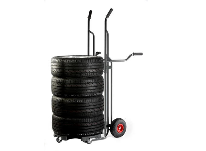 Wheel Caddy mit einem großen aufgenommenen Stapel aus Reifen und Kompletträdern
