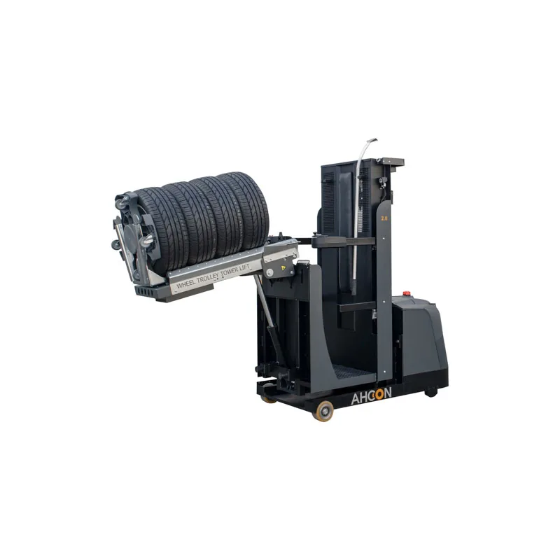 Wheel Trolley Tower Lift 2.0 mit aufgenommenem Transportwagen und fünf waagerecht gestapelten Reifen