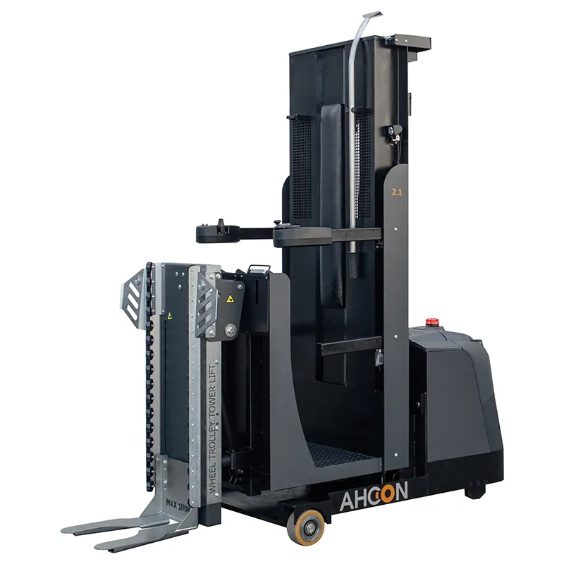 Unbeladener Wheel Trolley Tower Lift 2.1L+ mit abgesenkten Aufnahmegabeln